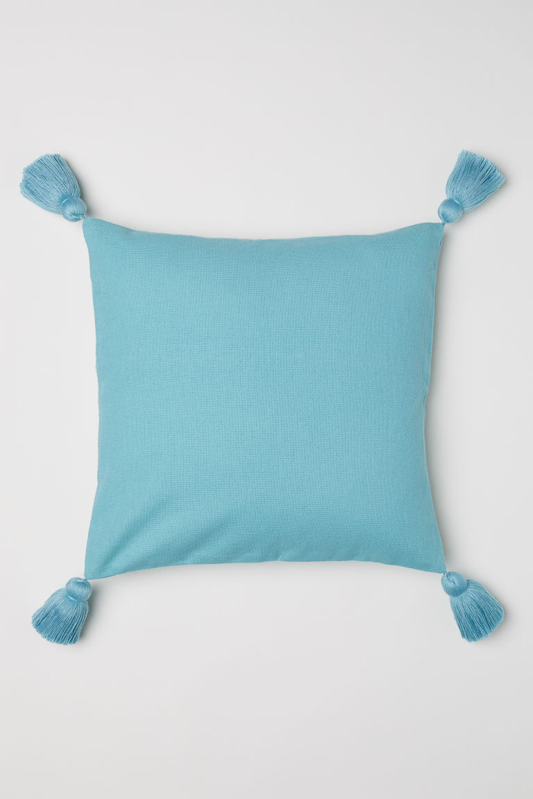Turquoise cushion from H&M Home. I would use this color for all of the year as I love it :-).